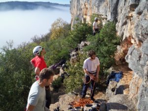 Petite équipe de duros à saint-antonin-noble-val 10/12/2016